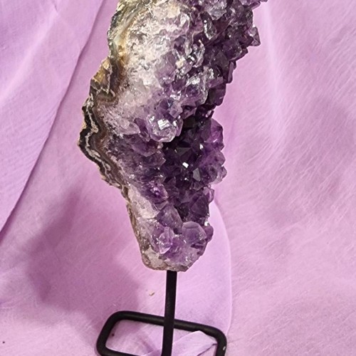 Ametiszt drúza álló Ametiszt drúza álló