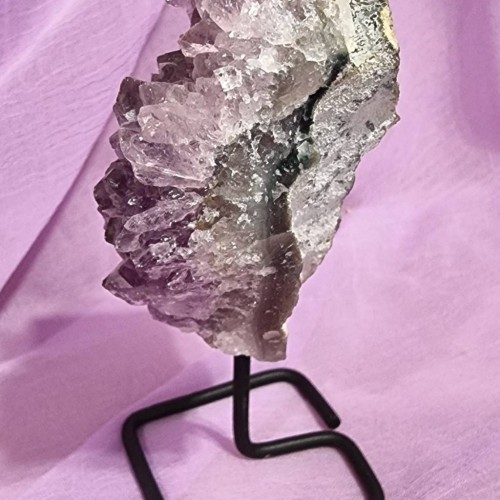 Ametiszt drúza álló Ametiszt drúza álló