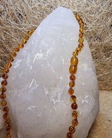 Borostyán nyaklánc