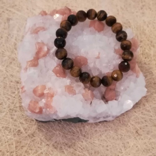 Tigrisszem karkötő fazettált