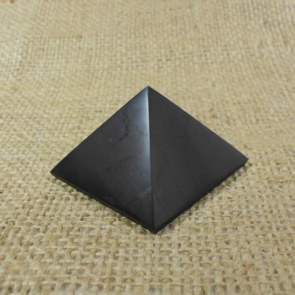 Shungit piramis S